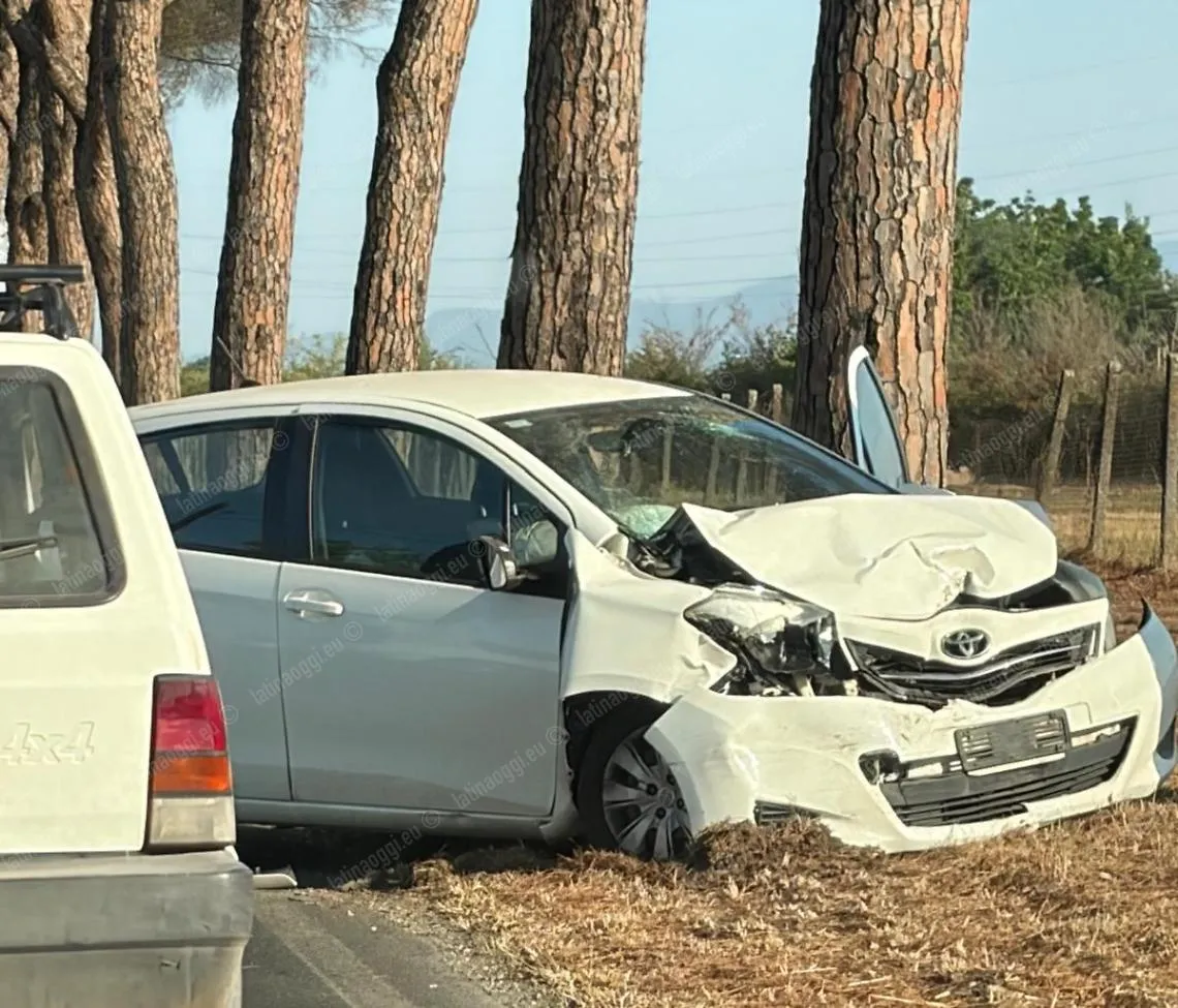 Incidente sull'Appia a Cisterna: tre mezzi coinvolti e una donna ferita ...